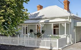 Tranquil Launceston Getaway - You'Ll Fall In Love!